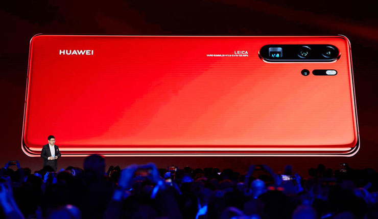 দেশের বাজারে হুয়াওয়ের ৫০ এক্স সুপারজুম পি৩০ স্মার্টফোন