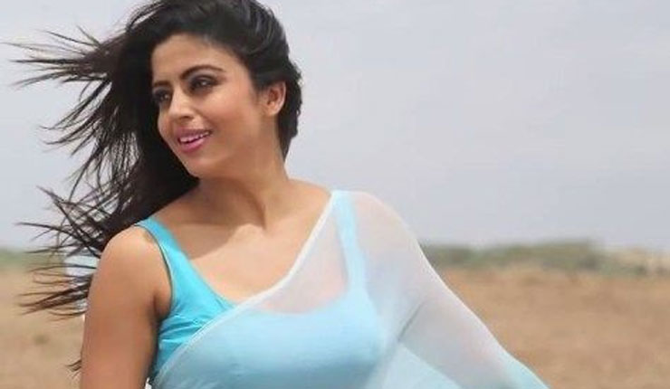 প্রযোজক বললেন, ছবিতে সুযোগ পেতে বিছানায় শুতে হবে