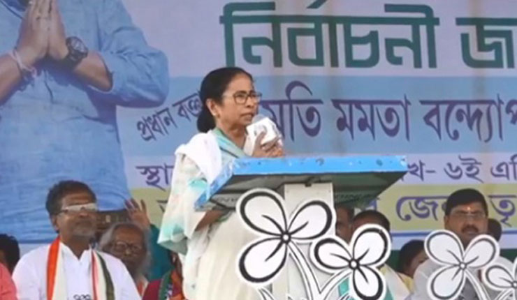 ‌‌‌‘মোদি ৫৬ ইঞ্চি ছাতি নিয়ে ৫৬০ ইঞ্চি মিথ্যে কথা বলেন’