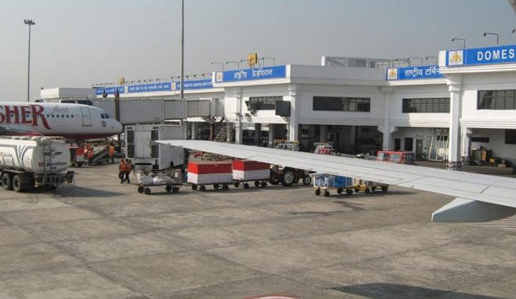 কলকাতা বিমানবন্দরে ৭০ হাজার ডলারসহ বাংলাদেশি গ্রেফতার