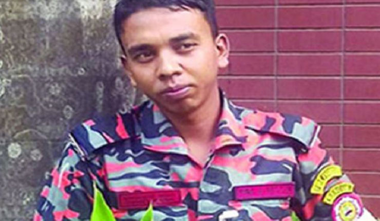 বনানী অগ্নিকাণ্ড: বাঁচানো গেল না ফায়ারম্যান সোহেলকে