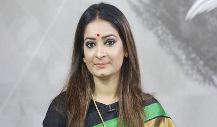 বিএনপি নেত্রী নিপুণকে বিমানবন্দর থেকে ফেরত