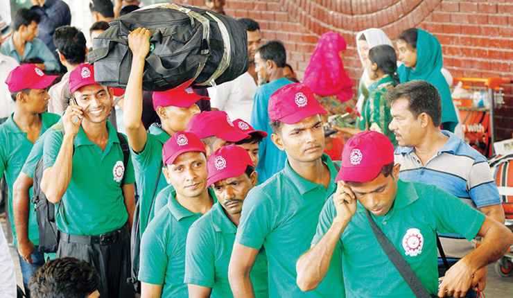 দেড় লাখ টাকায় মালয়েশিয়া যাবে বাংলাদেশি কর্মীরা