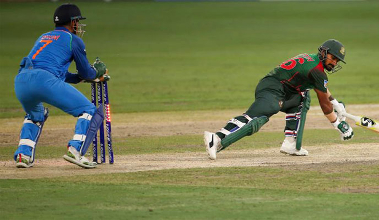 ফের জোড়া উইকেট হারিয়ে বিপর্যে বাংলাদেশ