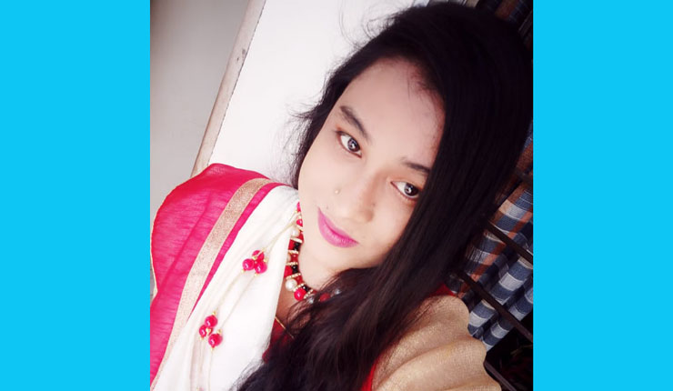 ইতির ভাবনায় 'তাশা'স কালেকশন'