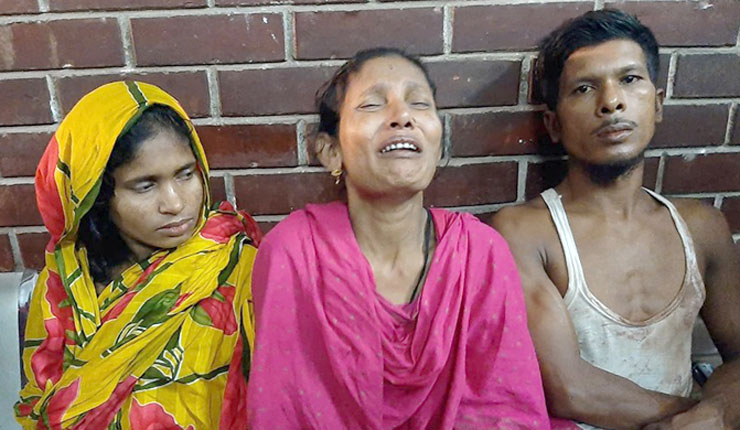 মেজ ছেলে পানিতে ডুবে বড় ছেলে মারা গেল সিলিন্ডার বিস্ফোরণে