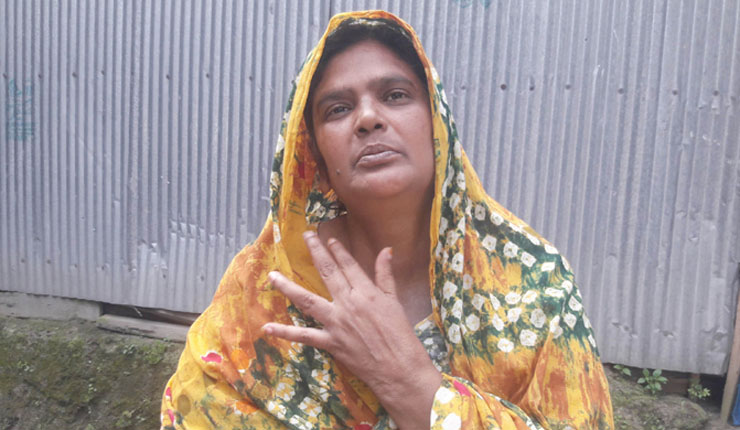 হাতের চিকিৎসা করতে গিয়ে রোগীর ঘাড় মটকে দিলেন ডাক্তার