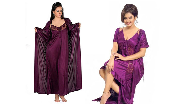 রাতের আরামদায়ক পোশাক
