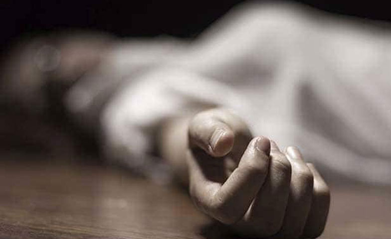 নওগাঁয় নারীর গলাকাটা মরদেহ উদ্ধার