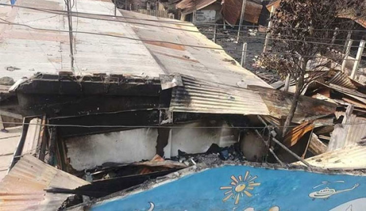 দুই ব্যাচেলরের প্রাণ নিল কলোনির আগুন