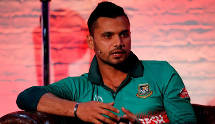 ক্রিকেটার না হলে মাছ ব্যবসায়ী হতেন মাশরাফী!