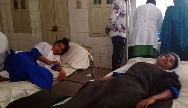 শ্রেণি কক্ষে অসুস্থ ১৫ শিক্ষার্থী