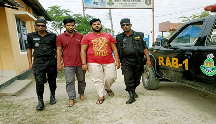 প্রাইভেটকারে মিলল ৪৯ কেজি গাঁজা
