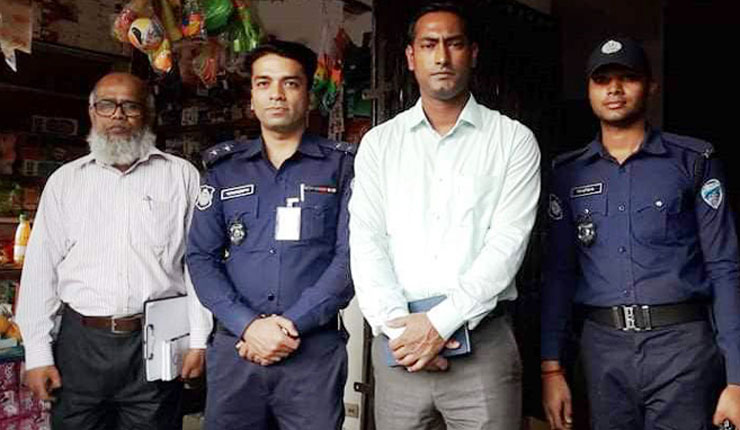 ২০ টাকার মাস্ক ২০০ রাখায় পাঁচ হাজার টাকা জরিমানা