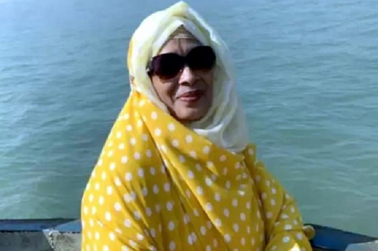 উইলস লিটলের সেই শিক্ষিকার হাত জোড়া লাগানো হয়েছে