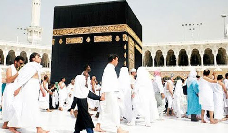 করোনা প্রতিরোধে যেভাবে চলছে পবিত্র কাবার তাওয়াফ