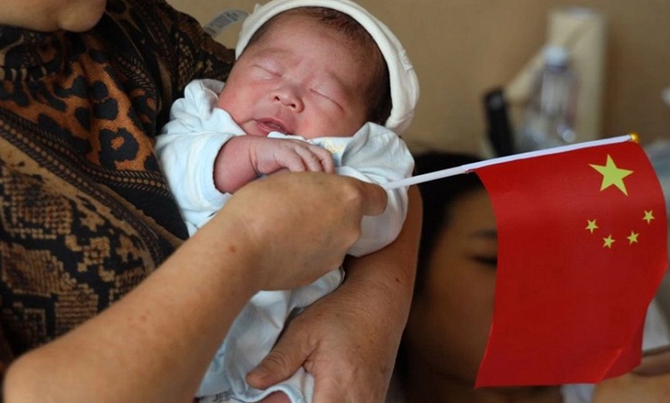 করোনাভাইরাস শুধু মারবে না, জন্মের হারও কমিয়ে দেবে!