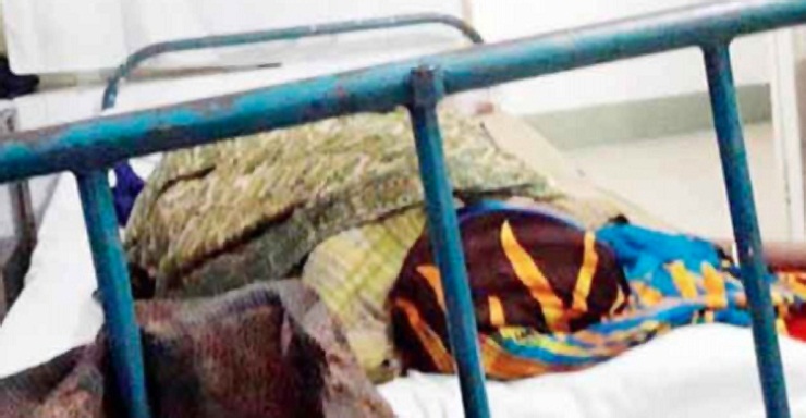 কলেজছাত্রীকে দলবেঁধে পালাক্রমে ধর্ষণ