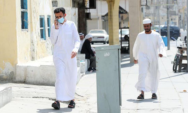 অবৈধভাবে মজুদ ৫০ লাখ মাস্ক জব্দ করেছে সৌদি আরব