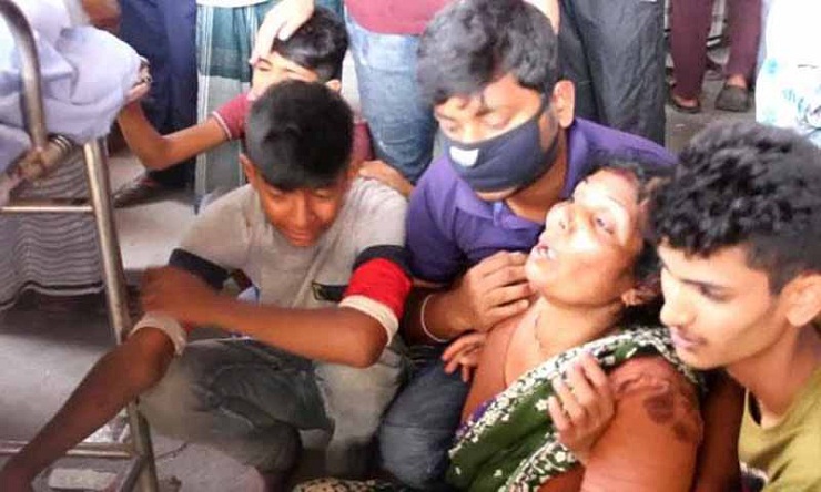 রূপগঞ্জে বৃদ্ধকে কুপিয়ে হত্যা, আহত ৩
