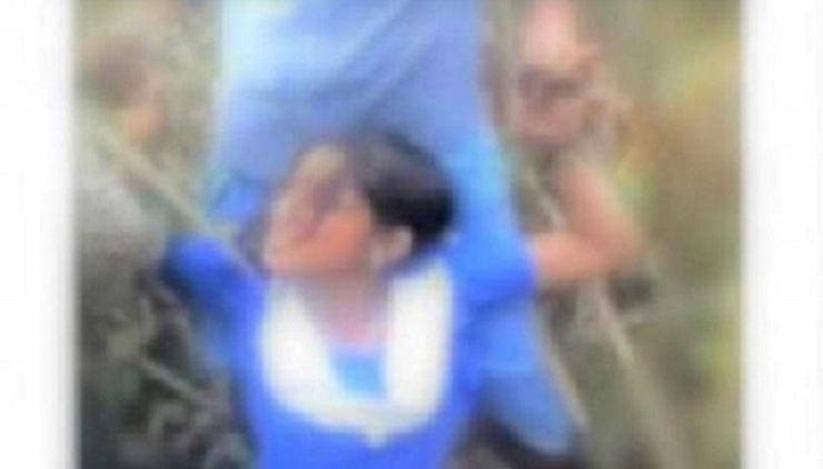 হাত-মুখ চেপে ধরে প্রাথমিকের ছাত্রীকে ধর্ষণ