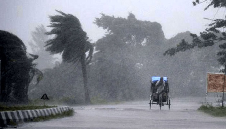 কালবৈশাখী ঝড়ে কিশোরীর মৃত্যু