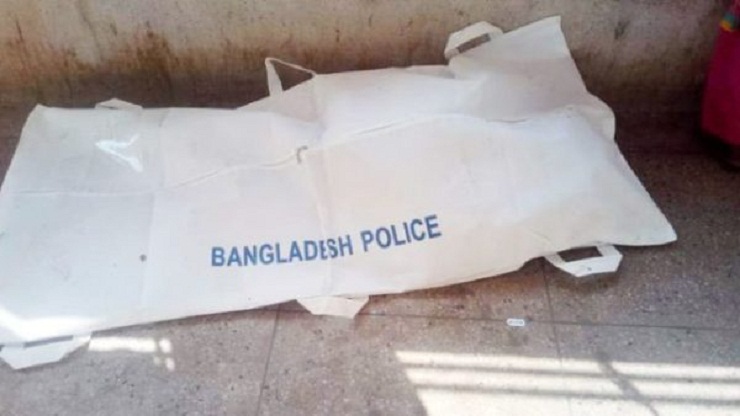 সড়কে মিলল যুবকের ঘাড়কাটা লাশ