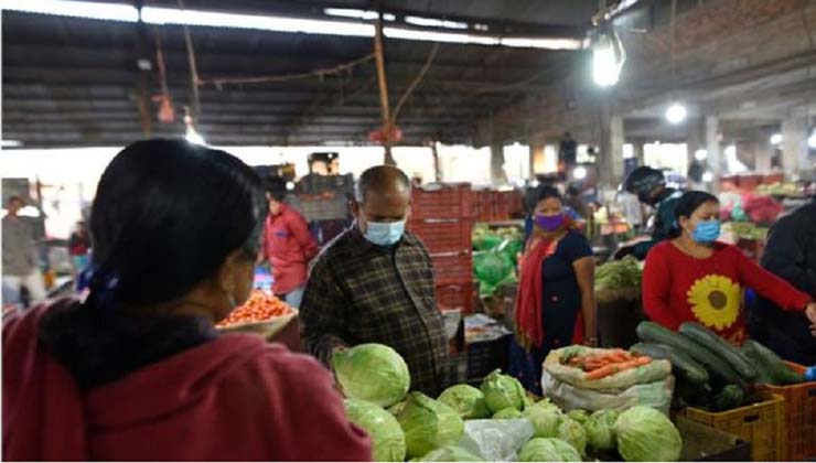 করোনায় বাইরে থেকে ঘরে ঢুকতে যা মেনে চলবেন?