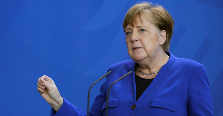 করোনাভাইরাস গণতন্ত্রের জন্য চ্যালেঞ্জ তৈরি করেছে 