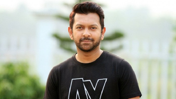 প্রিয় অ্যালবাম নিলামে তুললেন তাহসান