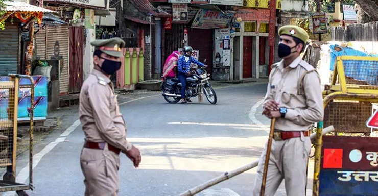 লকডাউনে আংশিক দোকান-পাট চালু হচ্ছে দিল্লিতে