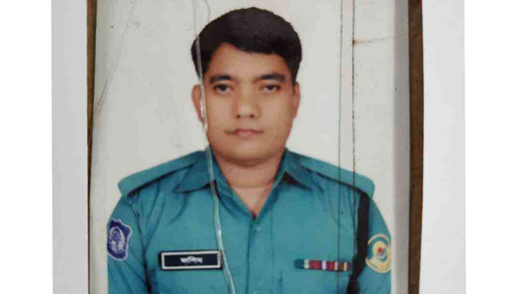 করোনা আক্রান্ত প্রথম পুলিশ সদস্যের মৃত্যু