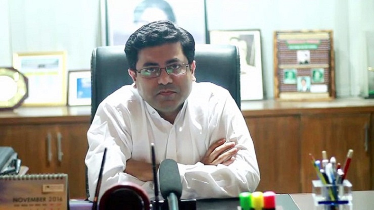 মেয়রের দায়িত্ব বুঝে নিলেন তাপস