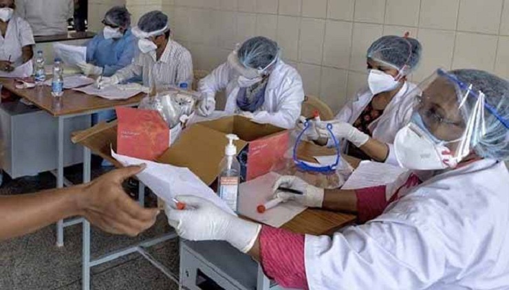 ভারতে ফের একদিনে করোনা আক্রান্ত ৫ হাজারের বেশি