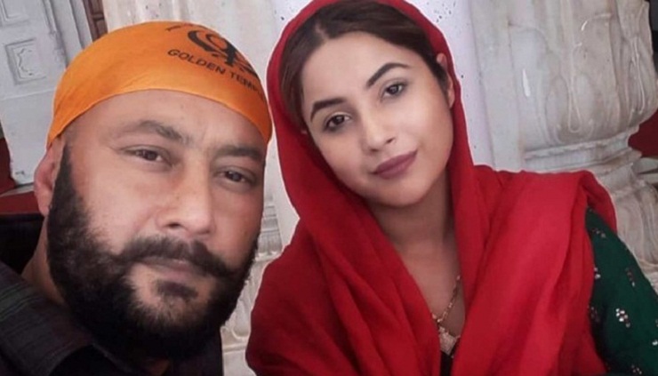 মাথায় বন্দুক ঠেকিয়ে তরুণীকে ‘ধর্ষণ’ বিগ বস প্রতিযোগীর বাবার!