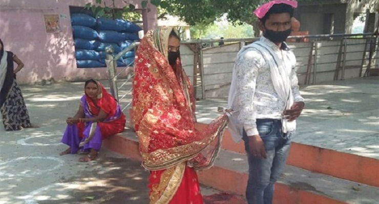 বিয়ে করতে একা ৮০ কিলোমিটার হাঁটলেন তরুণী