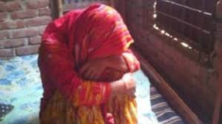 ঝাড়ফুঁকের নামে কিশোরীকে মুখ চেপে ধরে ধর্ষণের চেষ্টা