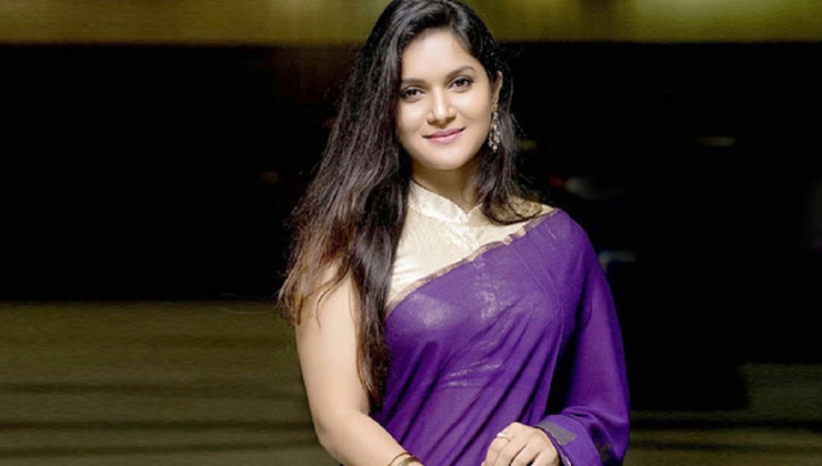 অল্প দিনেই কিভাবে গর্ভবতী হলেন মিথিলা
