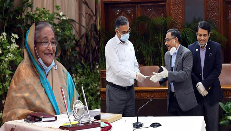 প্রধানমন্ত্রীর ত্রাণ তহবিলে আব্দুল্লাহ কাফির অনুদান