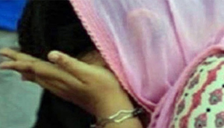 ৫ দিন ধরে প্রেমিকাকে আটকে রেখে ধর্ষণ