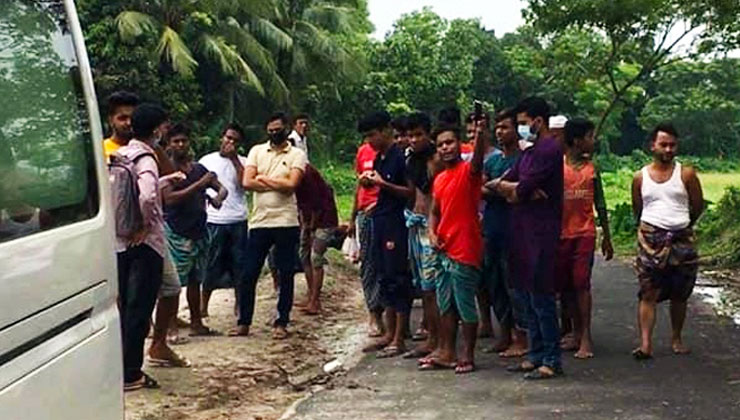 করোনার নমুনা সংগ্রহকারী টিমের উপর হামলার চেষ্টা