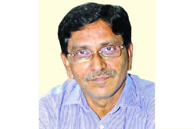 হঠাৎ কানাডা চলে গেলেন হানিফ