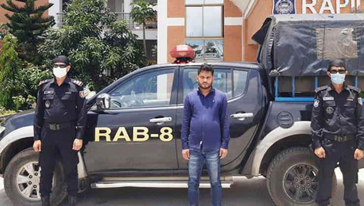 বরিশালে মাদকসহ গ্রেফতার আ’লীগ নেতার ভাই