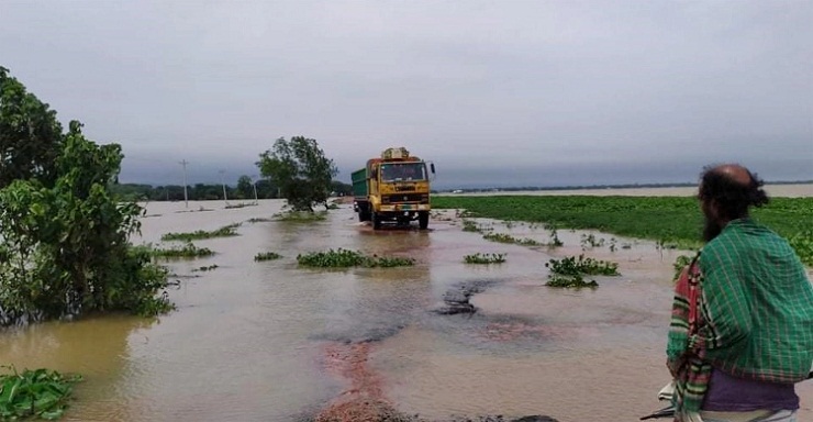 পাহাড়ি ঢলে নেত্রকোনার ৫০ গ্রাম প্লাবিত