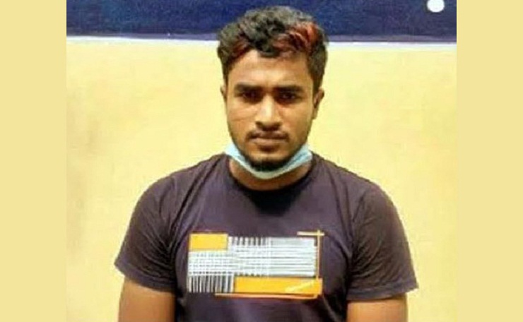প্রেম প্রত্যাখ্যান করায় কলেজছাত্রীর নগ্ন ছবি ফেসবুকে, বখাটে গ্রেপ্তার