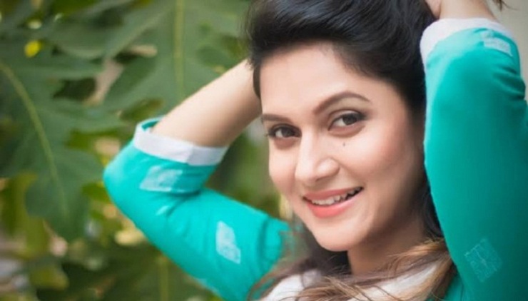 মিথিলাকে নিয়ে ‘মন্তব্য’ করা বন্ধ