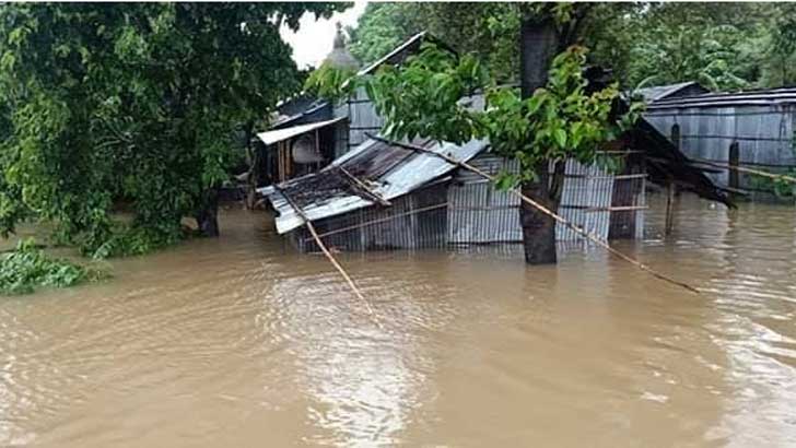 বন্যায় দেশের ১০ জেলা প্লাবিত