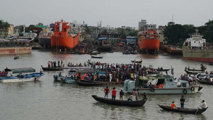 ডুবে যাওয়া সেই লঞ্চটি পরিচালিত হচ্ছিল মাস্টার ছাড়াই!