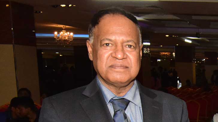 একজন সফল উদ্যোক্তা, ৩৪ বছরে ৪১ প্রতিষ্ঠান