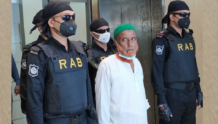 র‍্যাব দেখেই ময়ূর লঞ্চের মাস্টার বলে ওঠেন ‘আমার প্রেশার’